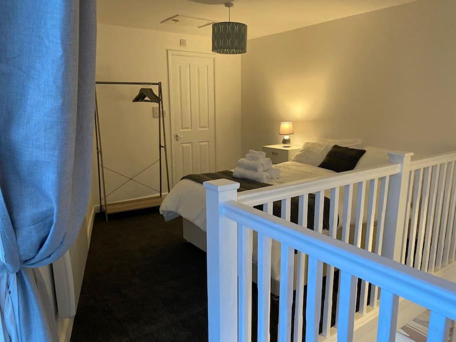 Lodge Plymouth Bagian luar foto